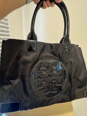 Tory Burch Black Patent Logo Tote – Large – Classic Style 🔥